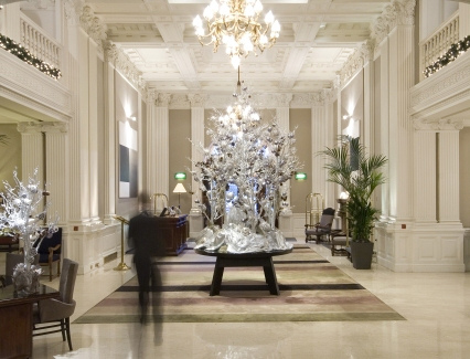 Balmoral-Foyer-and-Lobby
